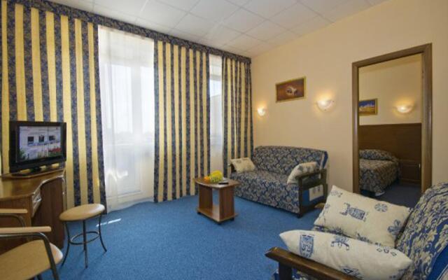 Mirabel Hotel