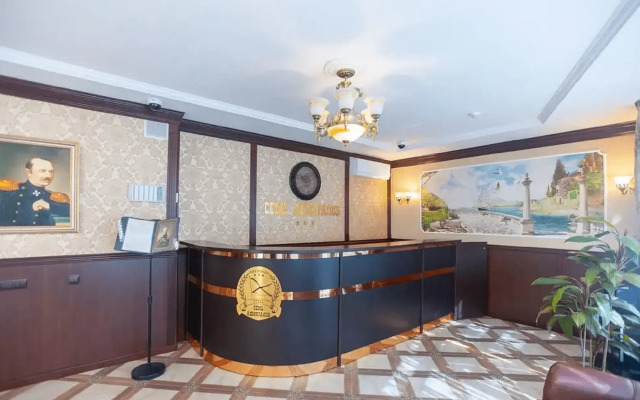 Sem Admiralov Hotel