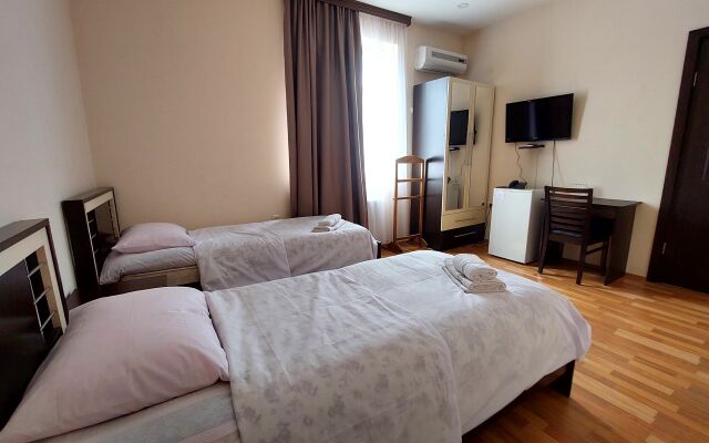 Max Comfort Hotel