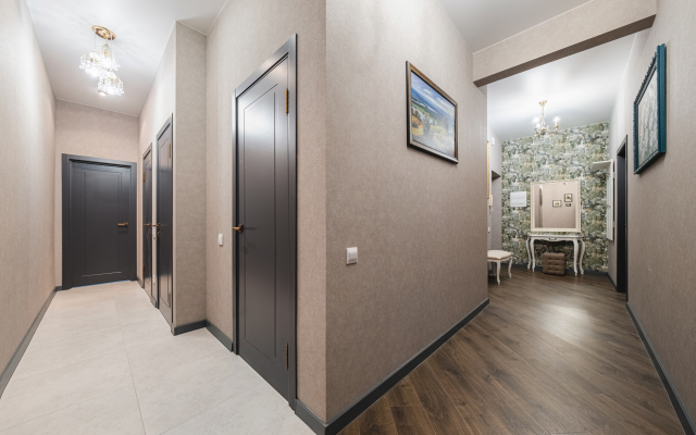 V Istoricheskom Tsentre u Tsirka Flat