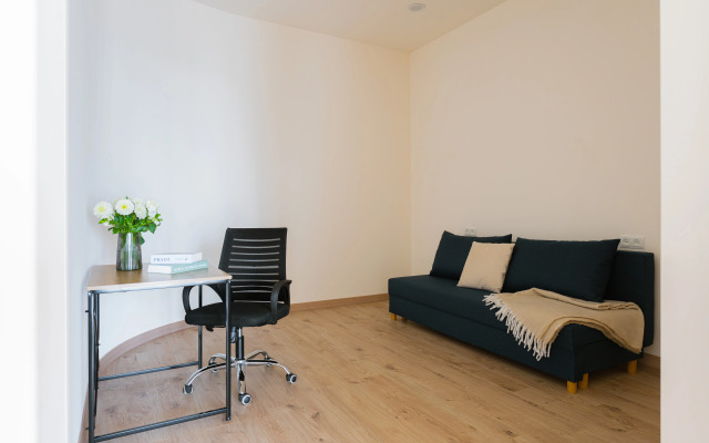 KeyGo #0093, 1 Bedroom, Near Dvin Music Hall Apartments