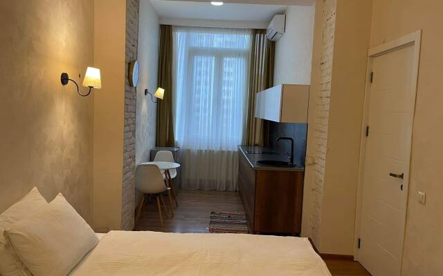 Old Avenue Apart-Hotel