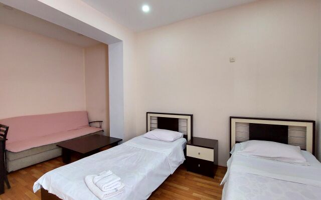 Max Comfort Hotel