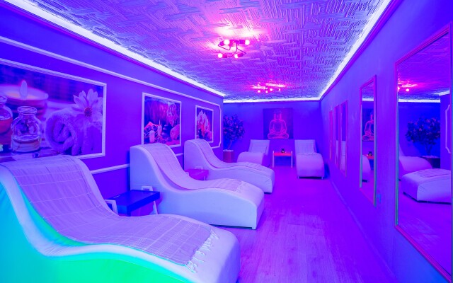 Aslan City Hotel