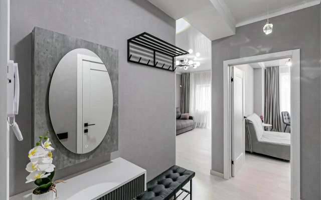Na Ulitse Zamkovaya 39 A Flat