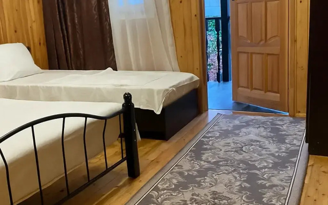 Delis Guest House