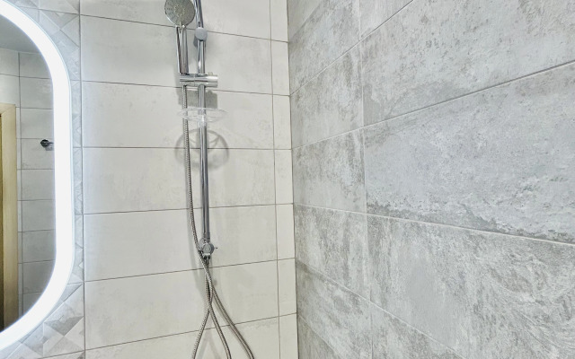 Квартира Двухкомнатная возле Парка Победы