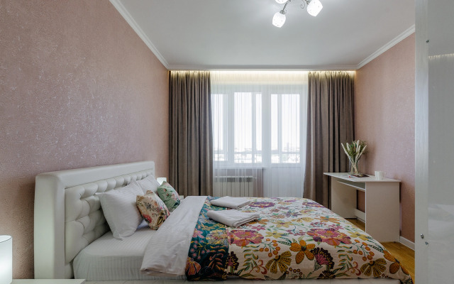 2 Komnatnaya Na Tsentralnoy Naberezhnoy Zaliva Apartment