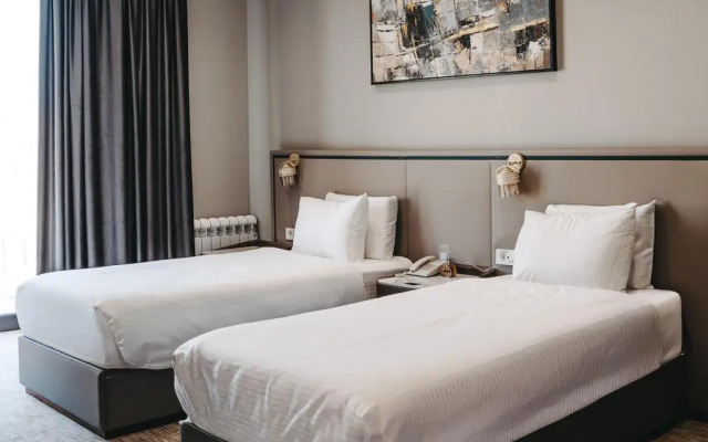 Port Marine By Hollywood Hotel