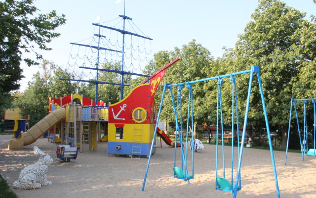 Solnechnyij Hotel