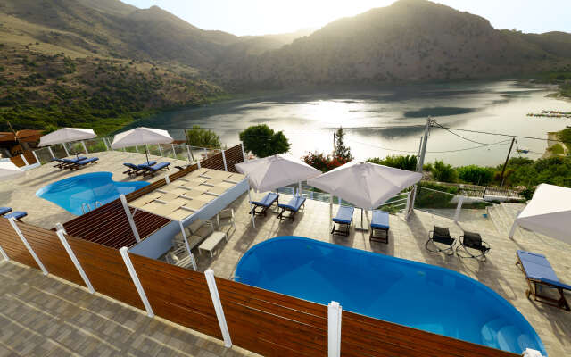 Lake View Suites Hotel