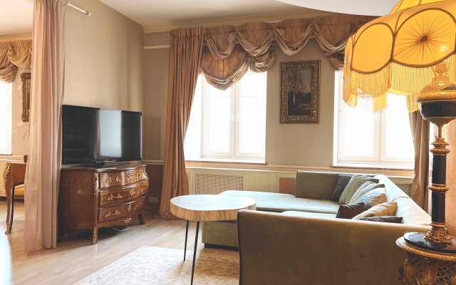 Апартаменты Исторические на Гражданской 3