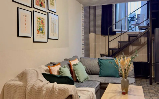 Апартаменты двухэтажные на ЗИЛе