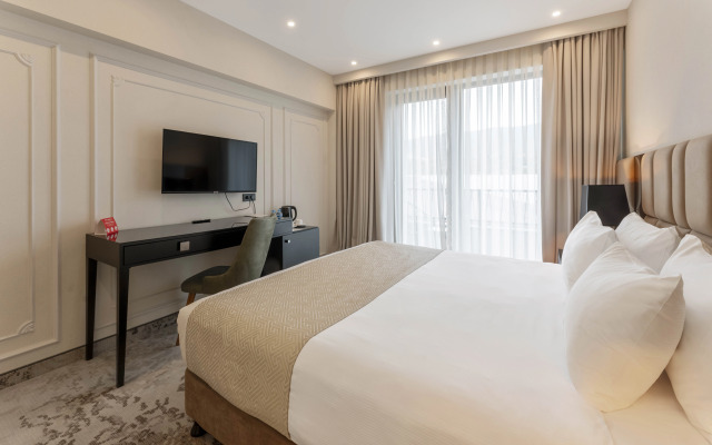 Курортный отель Mosavali