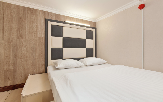 Shodnenskaya Crocuss Mini-Hotel