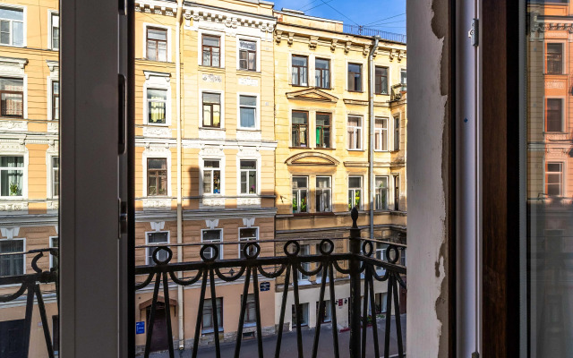 Квартира Стильная студия в 7 минутах от Невского проспекта