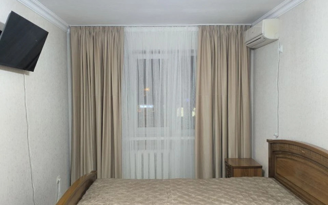 Na Prospekte Lenina 43 Flat