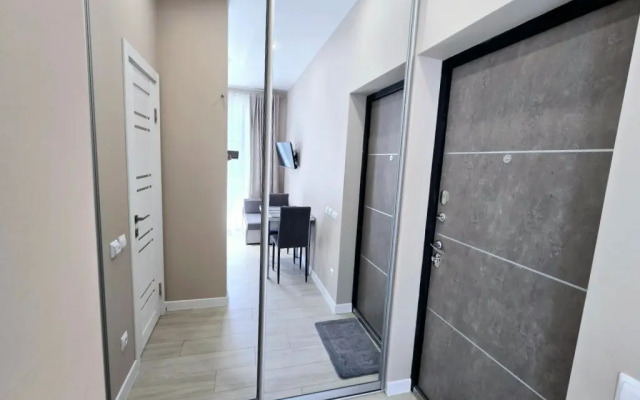 S Basseynom V Zhk Nevada Apartments