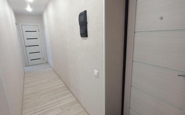 Na Andreya Dementyeva Flat