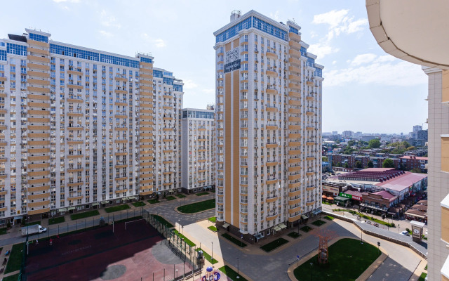 Квартира вместительная в самом центре города с парковкой