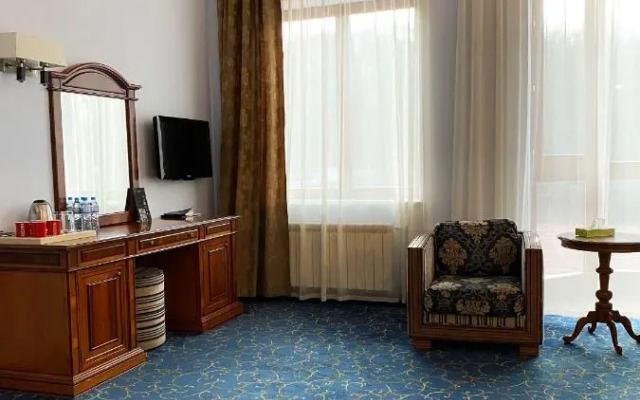 Hotel Russia
