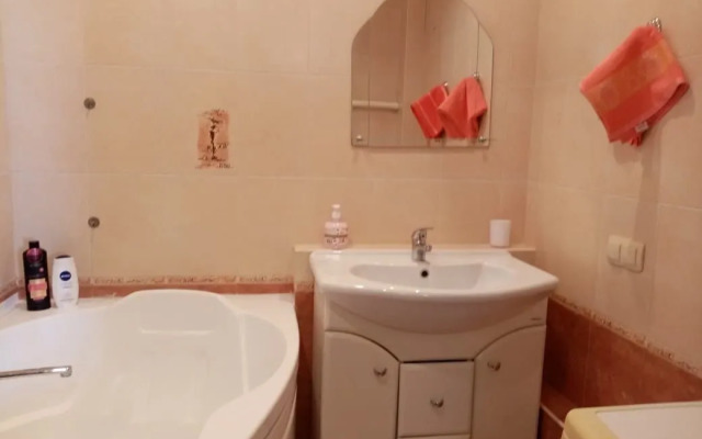 Квартира на Диагностики 21