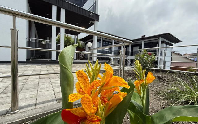 Guest house Nadezhda