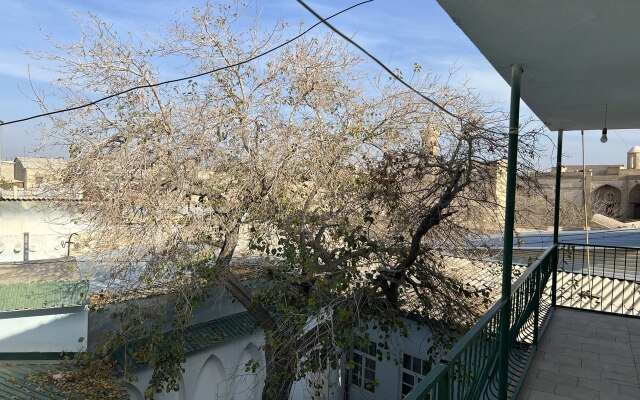 Minorai Hurd Hotel