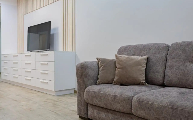 V Tsentre,lyuks Vmestimostyyu 6 Chelovek Apartments