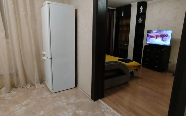 Flat Apartamentyi Po Karmanu s Samostoyatel'nyim Zaseleniem Flat