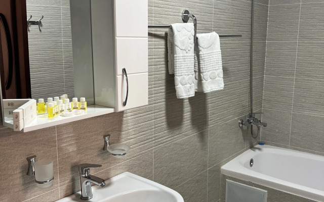 Orzu Tur Grand Hotel