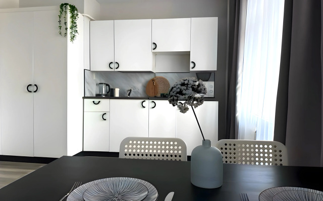 V Tsentre Goroda Apartaments