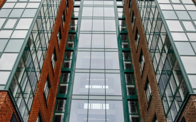 37m s Krovatyu i Divanom Apartment