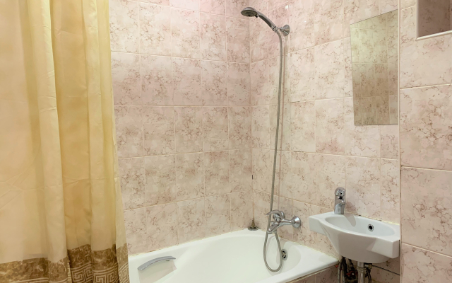 Квартира Однокомнатная в Центре Тюмени Полностью Оборудована для Проживания