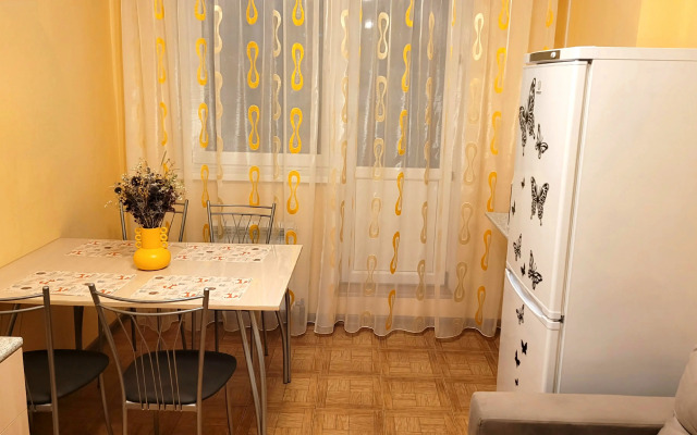 Svetlaya V Zhk Romantika Flat