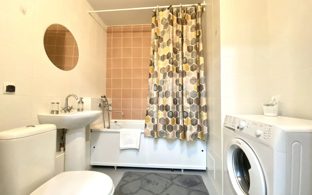 Chervishevskiy trakt 47 k 4/4 Apartments
