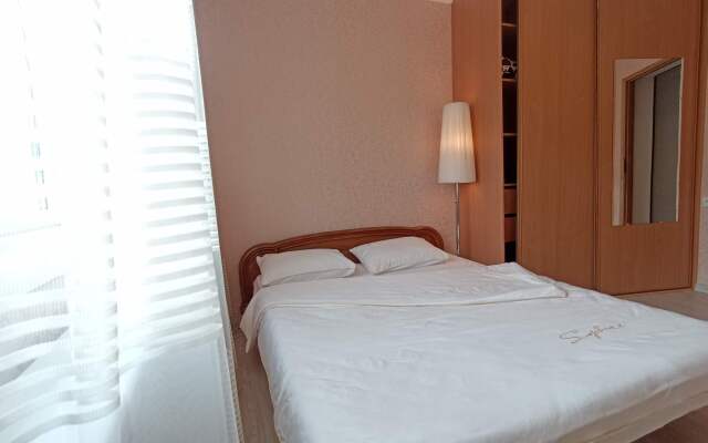 Апартаменты на Невского 125А