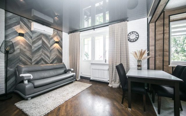 Na Ulitse Chkalova 4 Flat