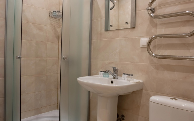 Na Tsska Studiya 8 Apartments