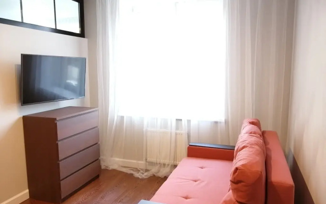 Апартаменты с Дизайнерским Ремонтом 1