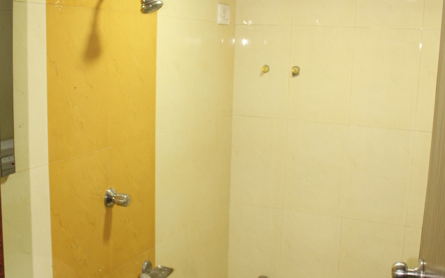 Good Luck Residency Hotel