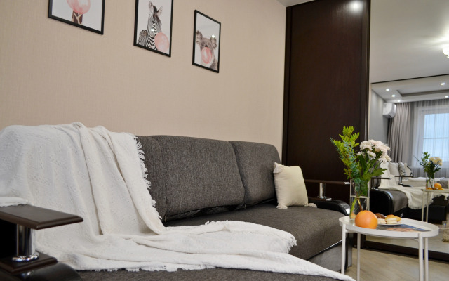 Atmosfera - Kvartira s Dizajnerskim Remontom v Centre Apartments