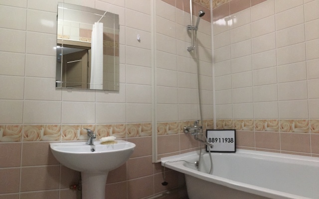 2-Bedroom u Metro Dvigatel Revolyutsii Flat