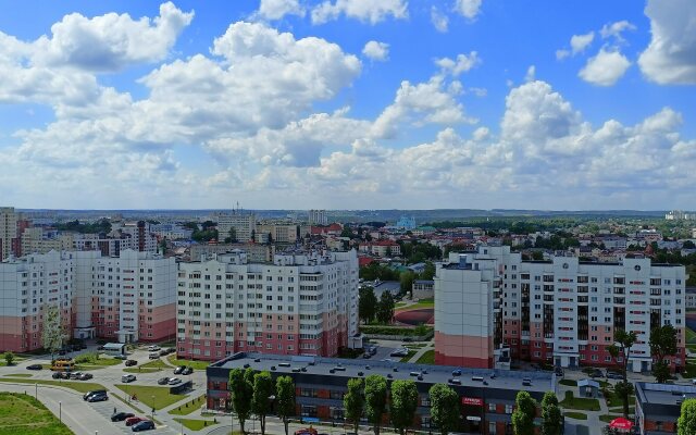 Lyuks S Shikarneyshim Panoramnym Vidom Na Ves Gorod Apartments