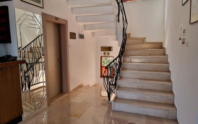 Şima Hotel