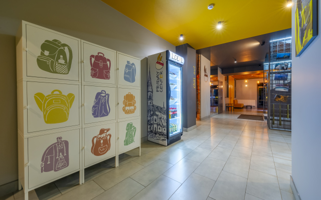 Friday Center Hostel