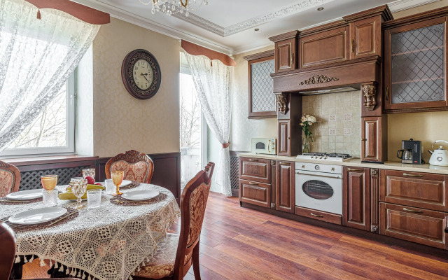 Eksklyuzivnaya s vidom na Volgu Flat