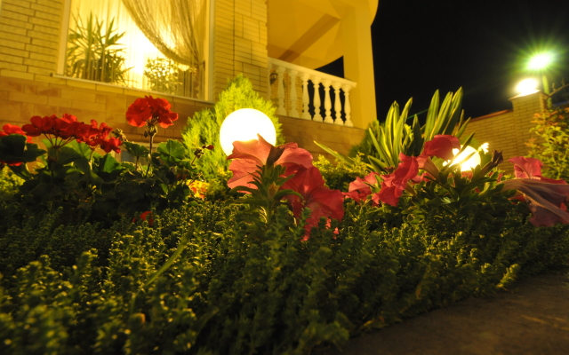 Astoriya Guest house