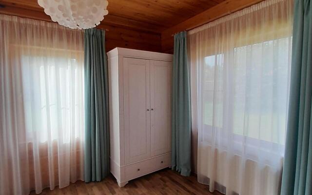 Na Nakhimovskom Ozere Dlya 8-Ykh Chelovek Guest House