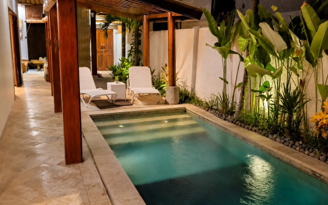 Echo Point Classic Villa – Pool – Tumbak Bayuh